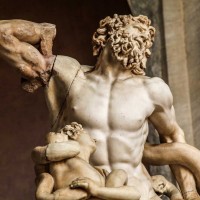 Admire incredible sculptures like the Laocoon on our Vatican Museums night tour