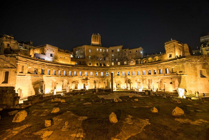Spectacular Colosseum Light Show