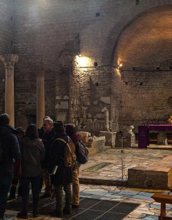 Underground Rome and Catacombs Tour by Minivan: Unearth Buried Wonders