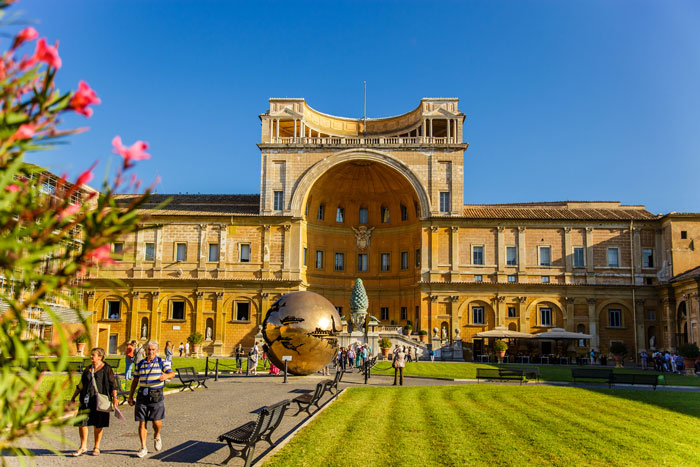 lối vào bảo tàng vatican