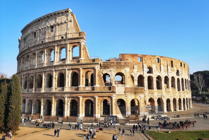 ancient roman colosseum games