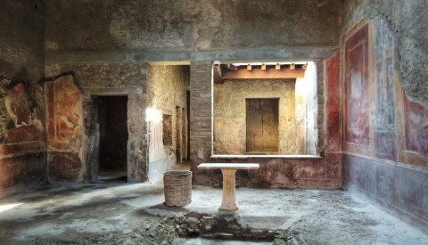 Pompeii Virtual Tour: Life and Death in the Buried City - image 4