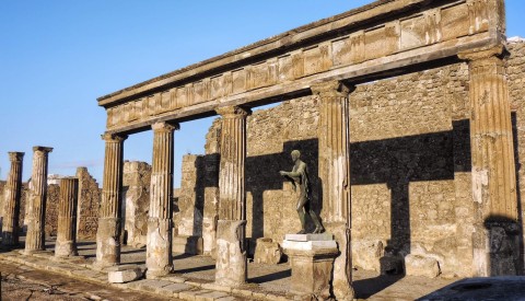 Pompeii Tour & the Archeological Museum of Naples - image 3