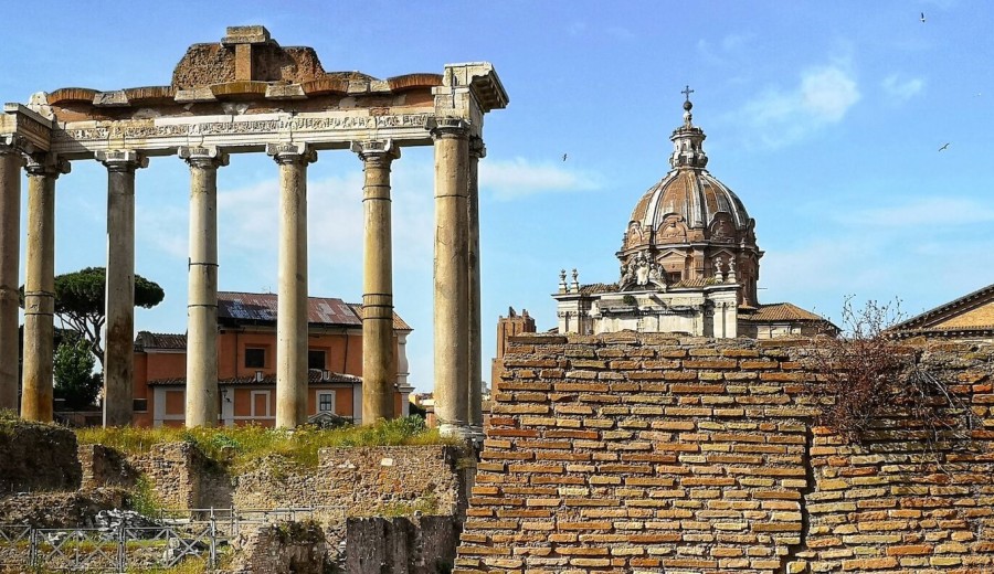 Guided Rome Private Tour: Colosseum, Roman Forum & Famous Squares