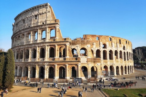 Ultimate Colosseum Semi-Private Tour with Roman Forum & Palatine Hill