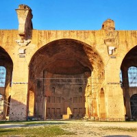Explore the incredible remains of the Roman forum, including the massive basilica of Maxentius