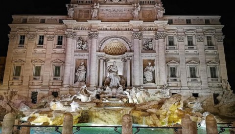 Visiting the Fontana di Trevi is a once in a lifetime experience 