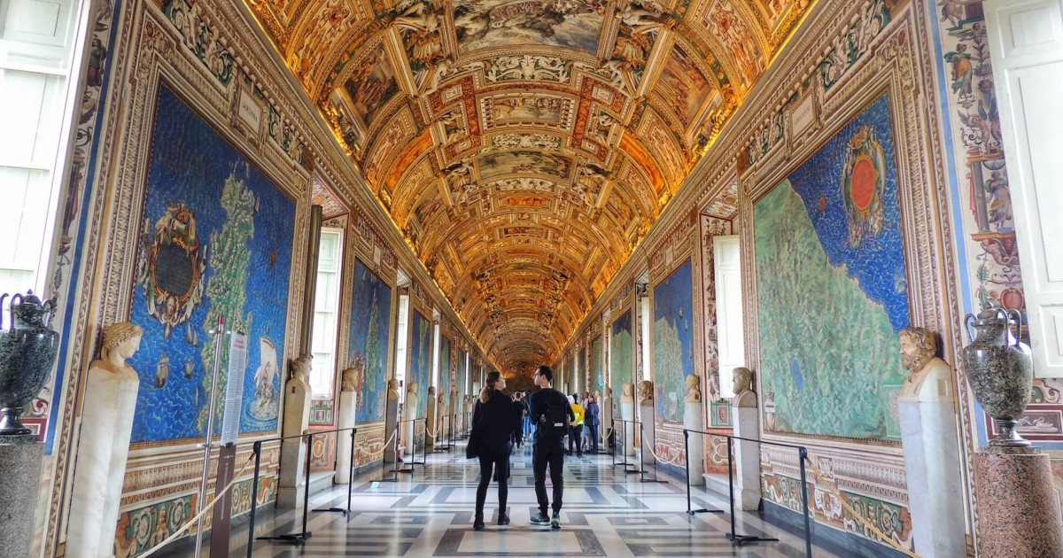 Early Morning Vatican with Sistine Chapel SemiPrivate Tour Through