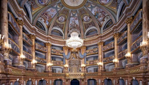 Caserta Virtual Tour: Italy's Opulent Royal Palace - image 1