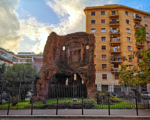 La Sedia del Diavolo: Myths and Legends behind Rome’s Mysterious Devil’s Chair