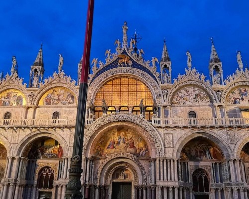 How to Visit St Mark’s Basilica at Night and Avoid the Crowds