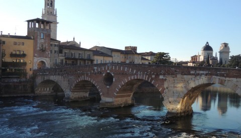 Essential Verona Tour including the Arena - image 4