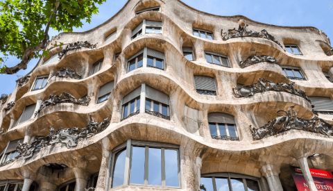 Best of Gaudí Tour with Sagrada Familia and Park Güell - image 3