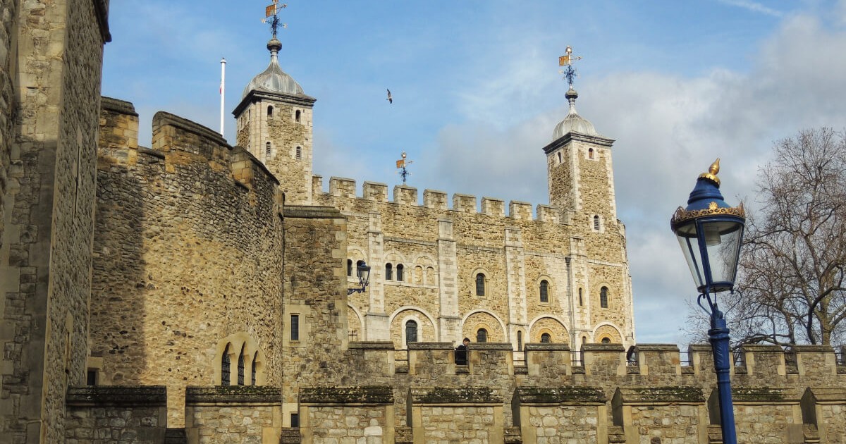 Tower of London and Borough Market Tour Through Eternity Tours