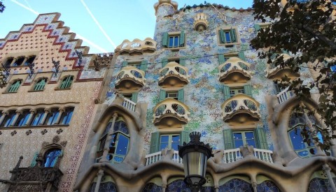 Best of Gaudí Tour with Sagrada Familia and Park Güell - image 1