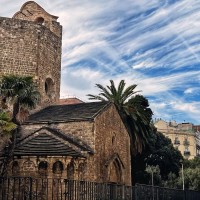 Barcelona Gothic Quarter Tour with Tapas and Cava Wine - image 6