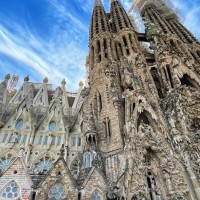 Best of Gaudí Tour with Sagrada Familia and Park Güell - image 9