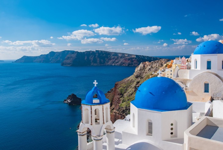 Island Hopping in the Greek Isles: Top Destinations to Visit