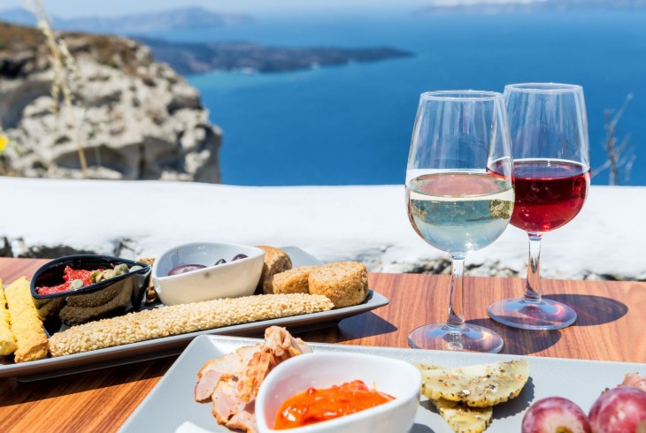 Discovering the Best Wineries in Santorini
