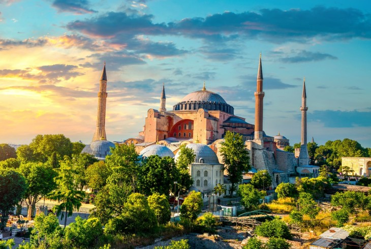 The History and Architecture of Hagia Sophia in Istanbul