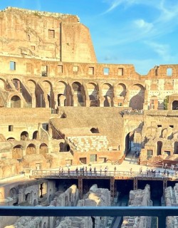Upper Tiers Colosseum Tour with Elevator