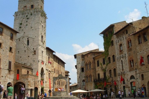 Volterra & San Gimignano with Evoo-Niccolo