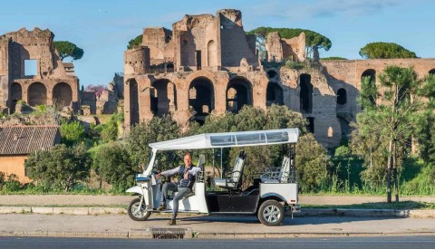Private E-tuk Tour of Rome - image 1