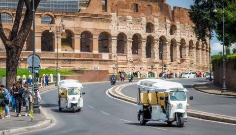 Private E-tuk Tour of Rome - image 3