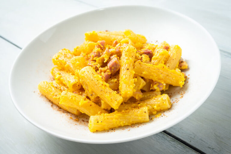 Traditional roman pasta