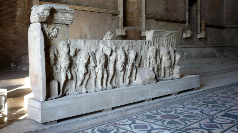 Curia Julia interior