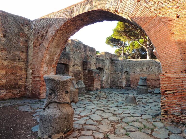 ostia antica bakery