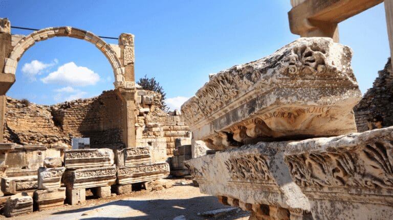 the ruins of ephesus in turkey