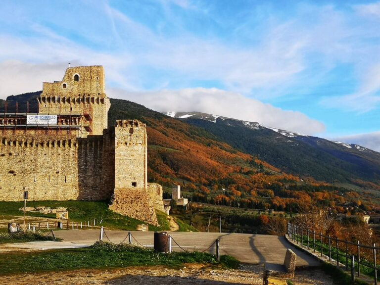 the rocca maggiore in assisi
