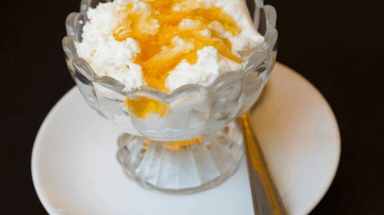 Mel i Mató dessert in barcelona