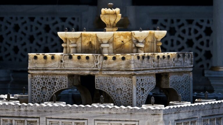 a beautiful fountain at topkapi palace