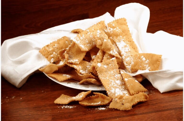 Frappe covered in powdered sugar