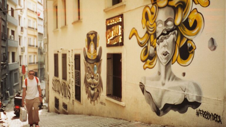 street art in athens