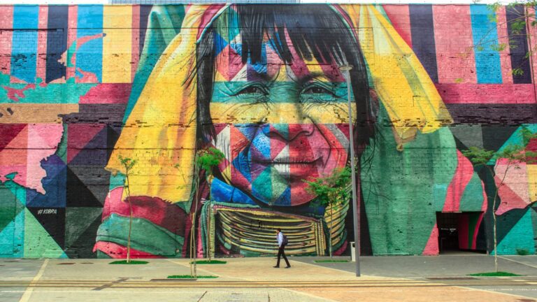 great street art in athens