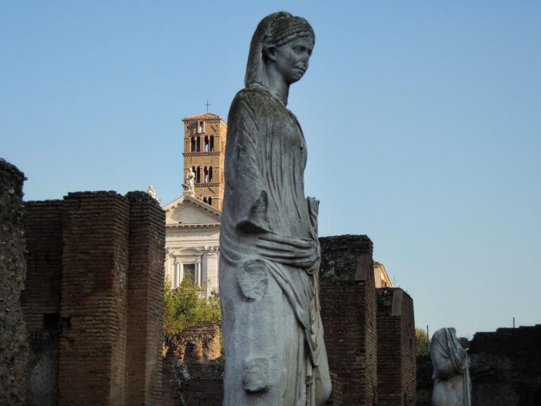 Vestal with Temple of Antoninus Pius