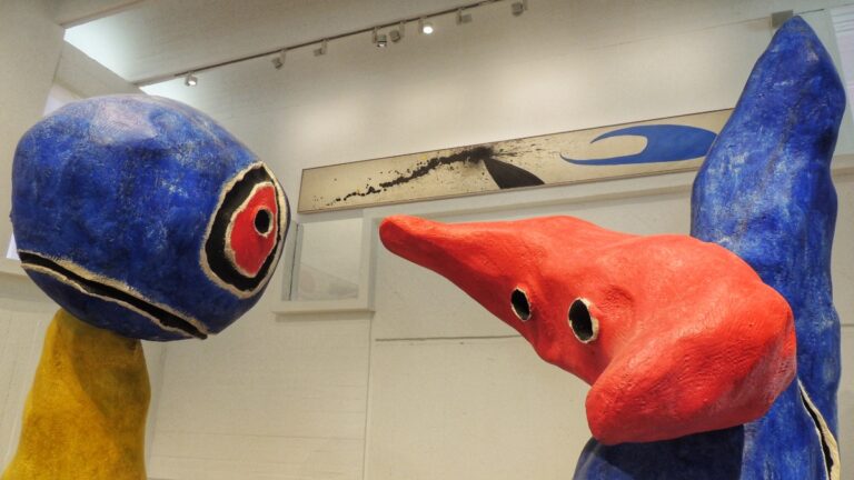 miro Pair of Lovers Playing with Almond Blossoms