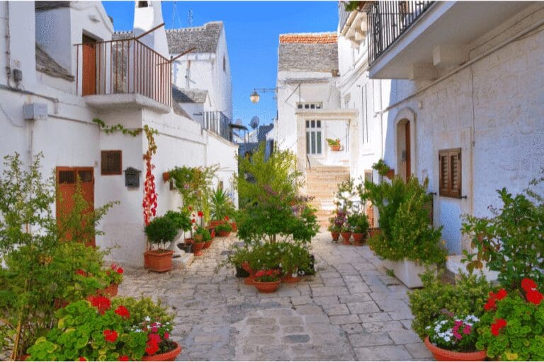 the distinctive courtyards of noci in puglia