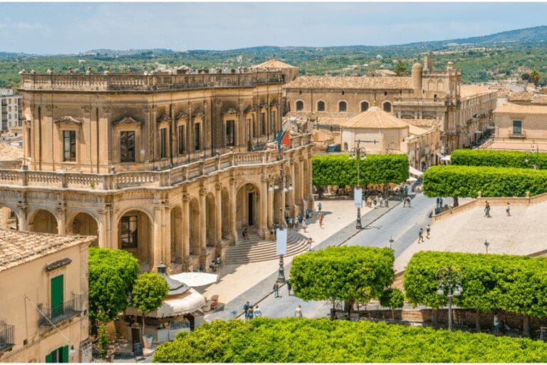 the palazzo ducezio in noto