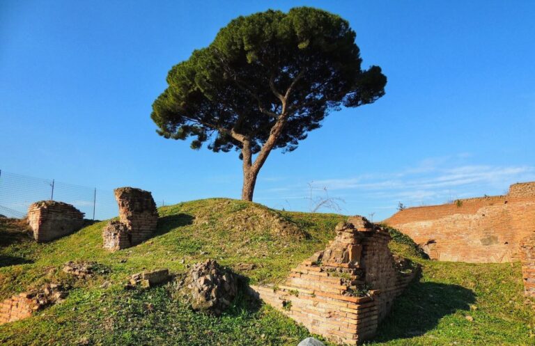 the palatine hill in rome