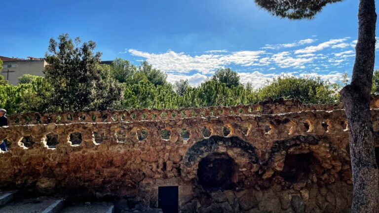 viaducts at park guell