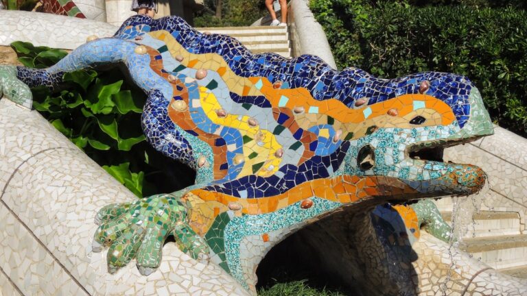 el drac park guell barcelona