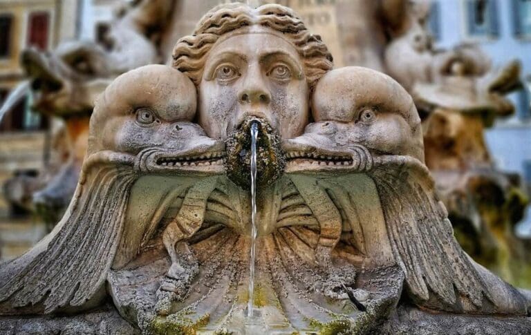 sculpture of fontana del pantheon