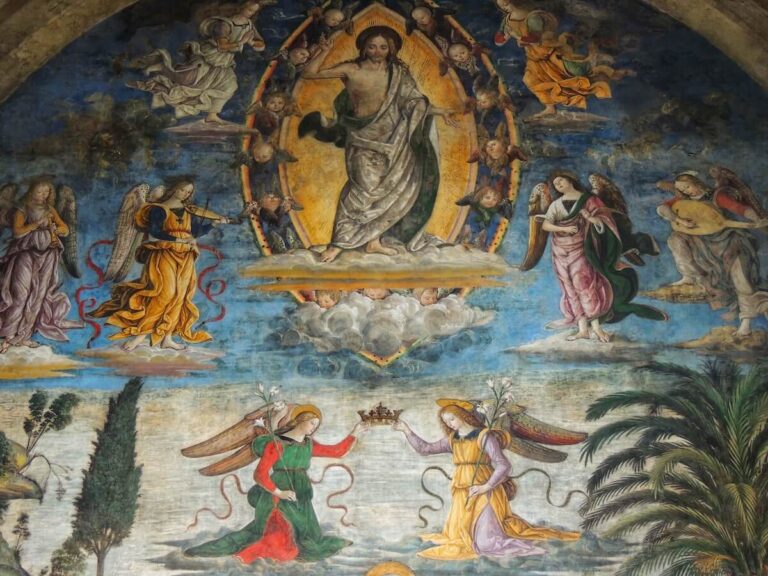 Details of the altar walll of the Bufalini Chapel showing Christ watching over Bernardino’s coronation flanked by angels