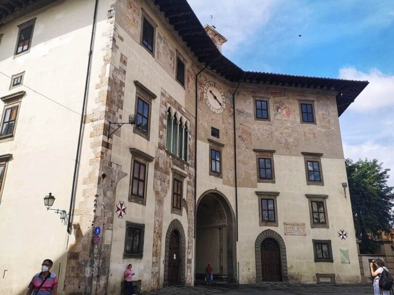 piazza cavalieri in pisa
