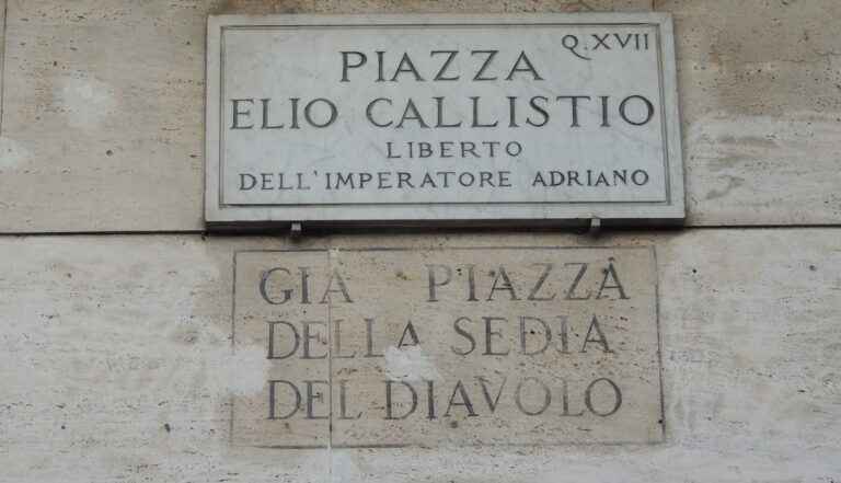 the street sign showing the old name of piazza della sedia del diavolo