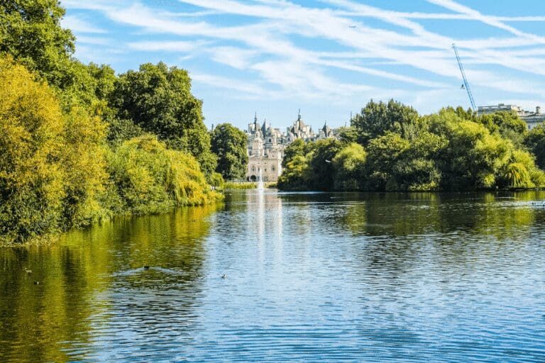 saint james' park in london